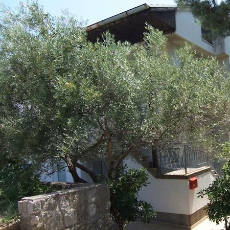 Apartments Bader Krk Town Exterior foto