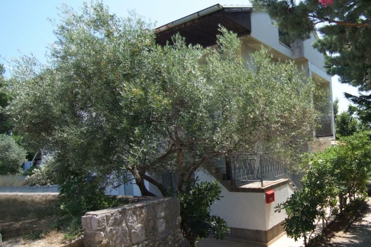 Apartments Bader Krk Town Exterior foto